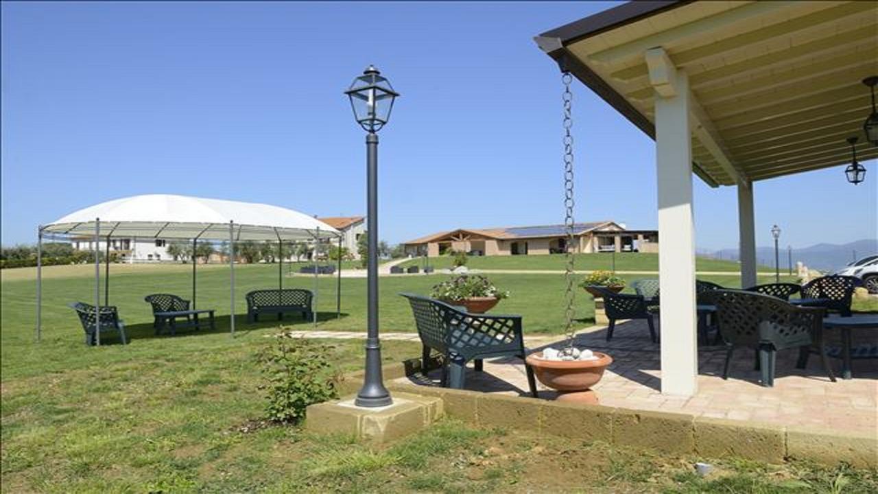 Agriturismo Deni Leilighet Cenaia Eksteriør bilde